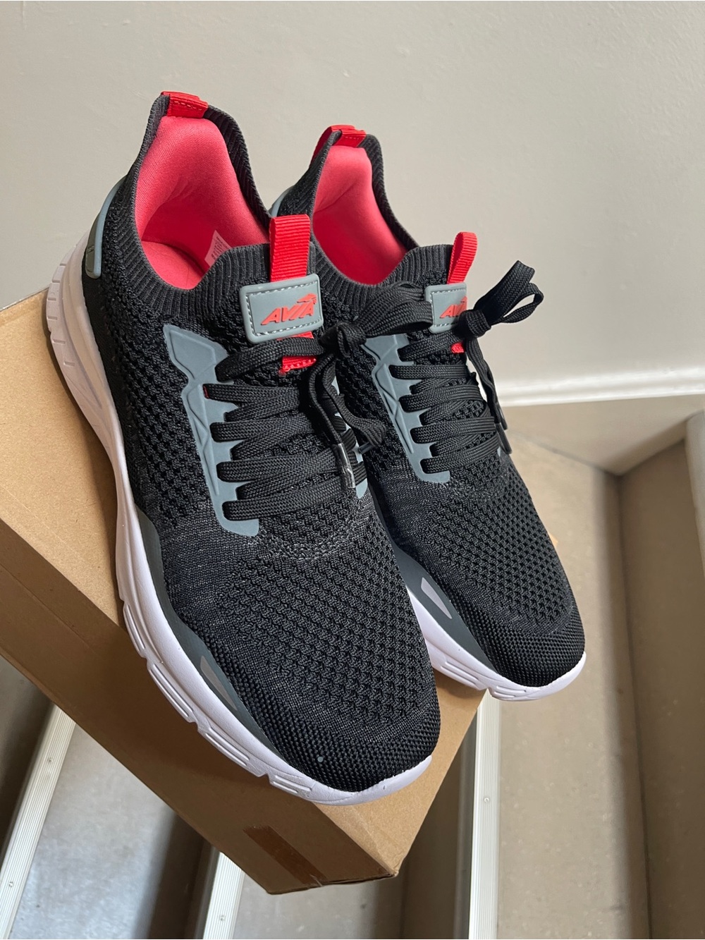 Avia Men's Black Athletic Sneakers with Gray Accents and Pink Lining